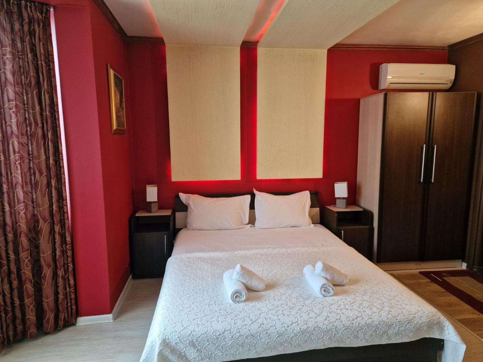 Hotel Gabi Plovdiv Buitenkant foto